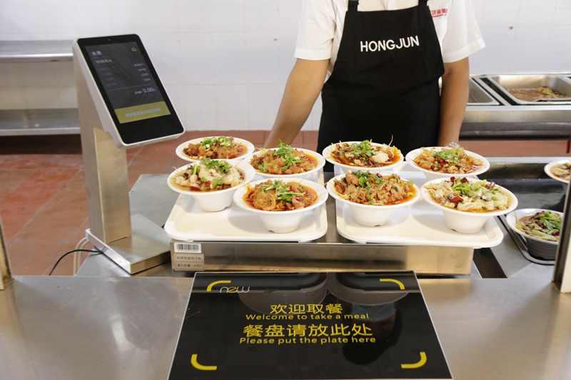 鴻駿餐飲智能稱(chēng)重.jpg 鴻駿餐飲智能稱(chēng)重.jpg